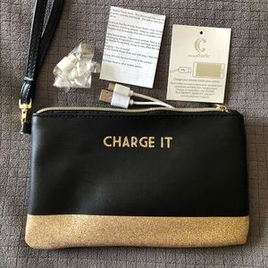 Charming Charlie Charging Clutch
